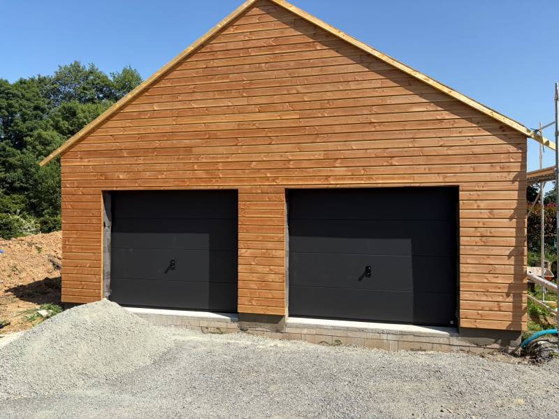 Porte sectionnelle à Rouen et Barentin – Fabrication et pose sur mesure 