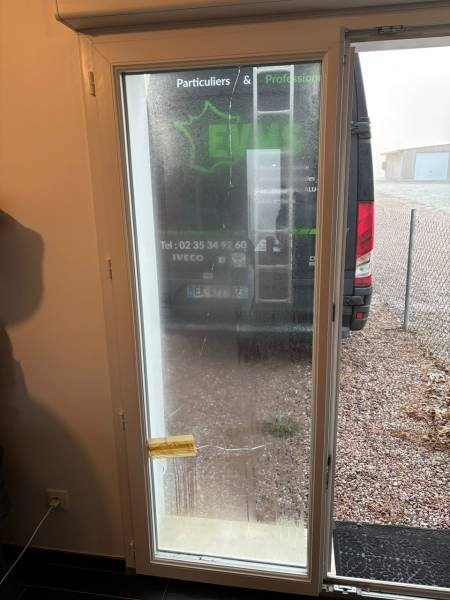 Remplacement d'un double vitrage sur porte-fenêtre sur Yvetot 76