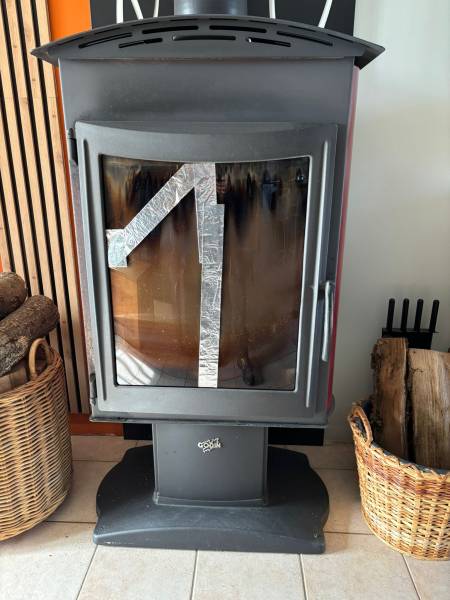 Remplacement d’un vitrage de poêle à bois sur Rouen 76