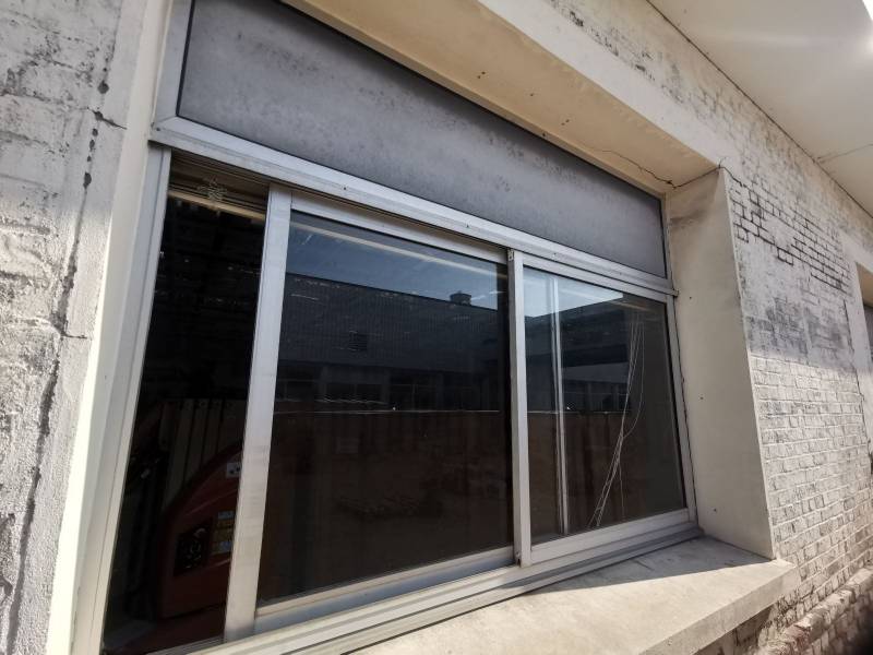 Fabrication et pose d'un fenêtre coulissante sur mesure proche de Dieppe