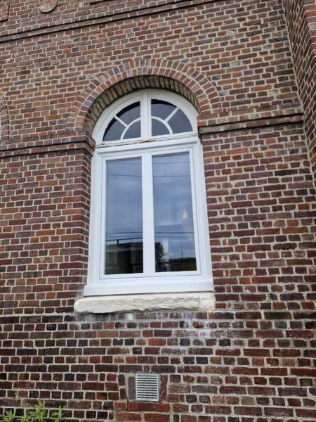 Remplacement de fenêtres pour faire des économies d'énergie proche de Fécamp