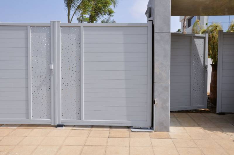 Réparation de portail aluminium motorisé pas cher proche Dieppe 76